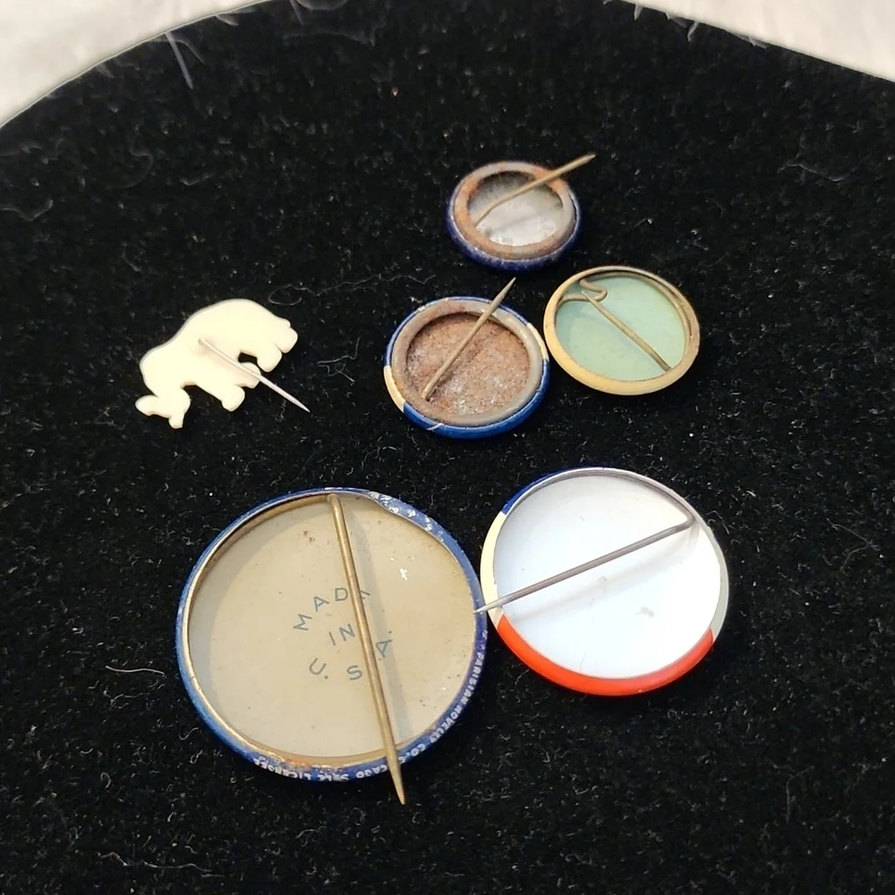Vintage Button Bundle - Picture 3 of 3